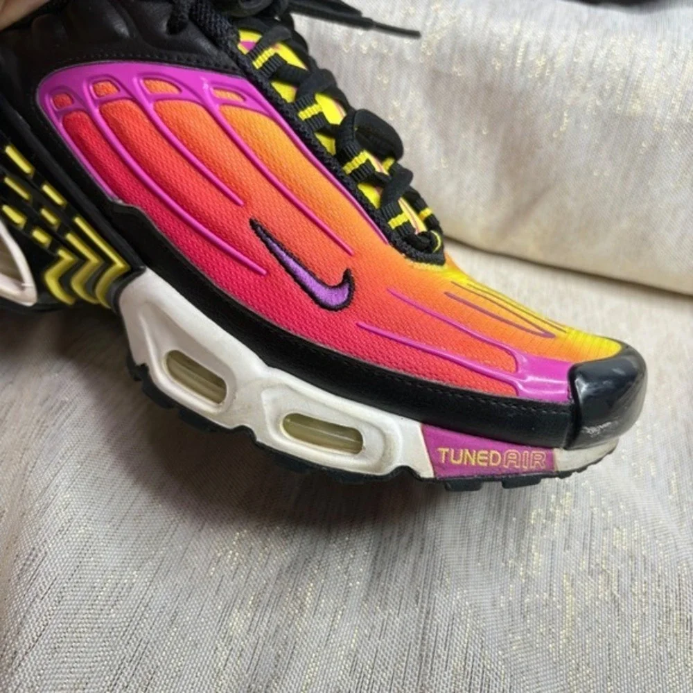 Nike Air Max Plus III TN Tuned Air TD Size 6Y Sneakers Sunset Ombre 7.5